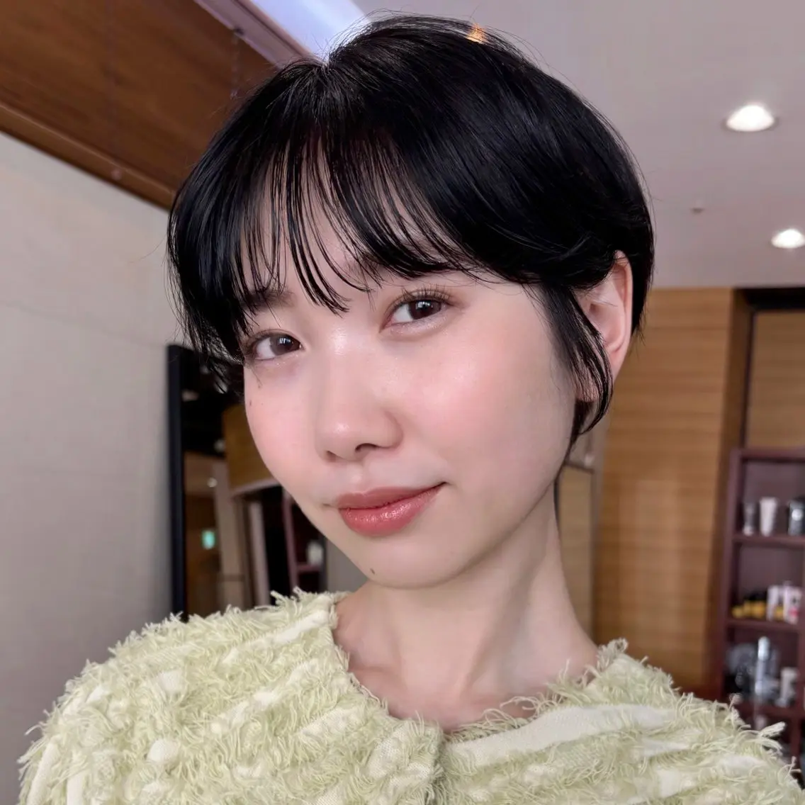 ショート カラー ショートヘア 顔まわり🥨レイヤー /透明感/水口舞奈のヘアスタイル