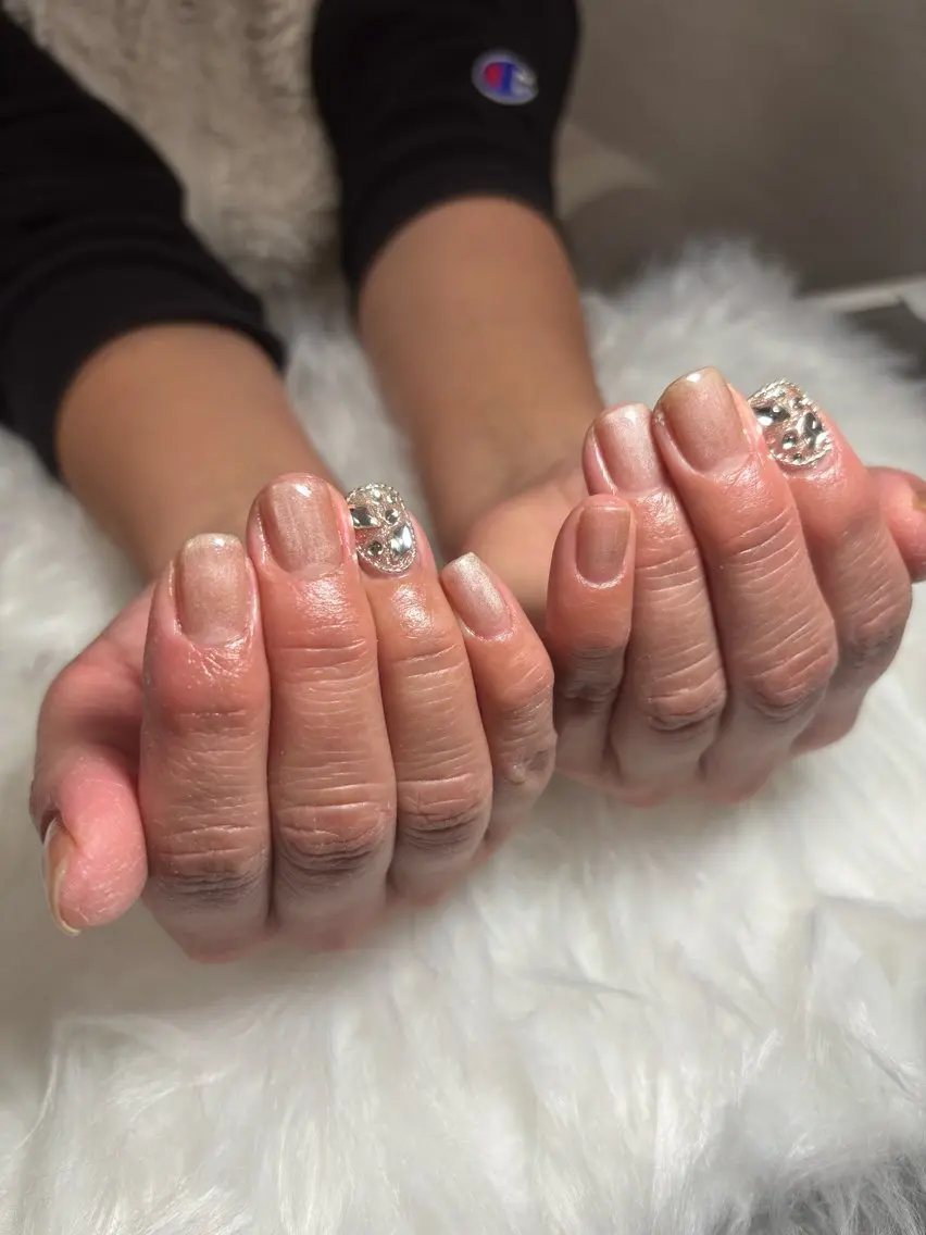 ネイル ビューティーサロン B.glossyのネイルデザイン