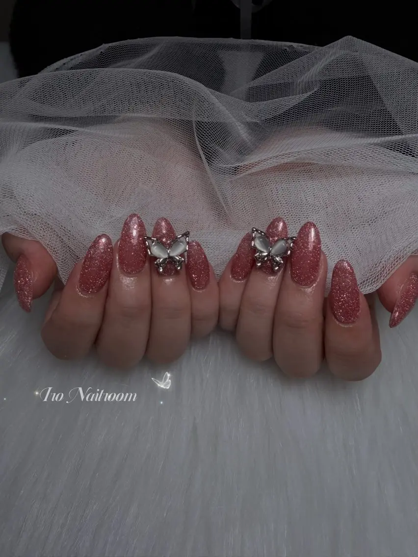 ネイル ハンドネイル IRO Nail Studioのネイルデザイン