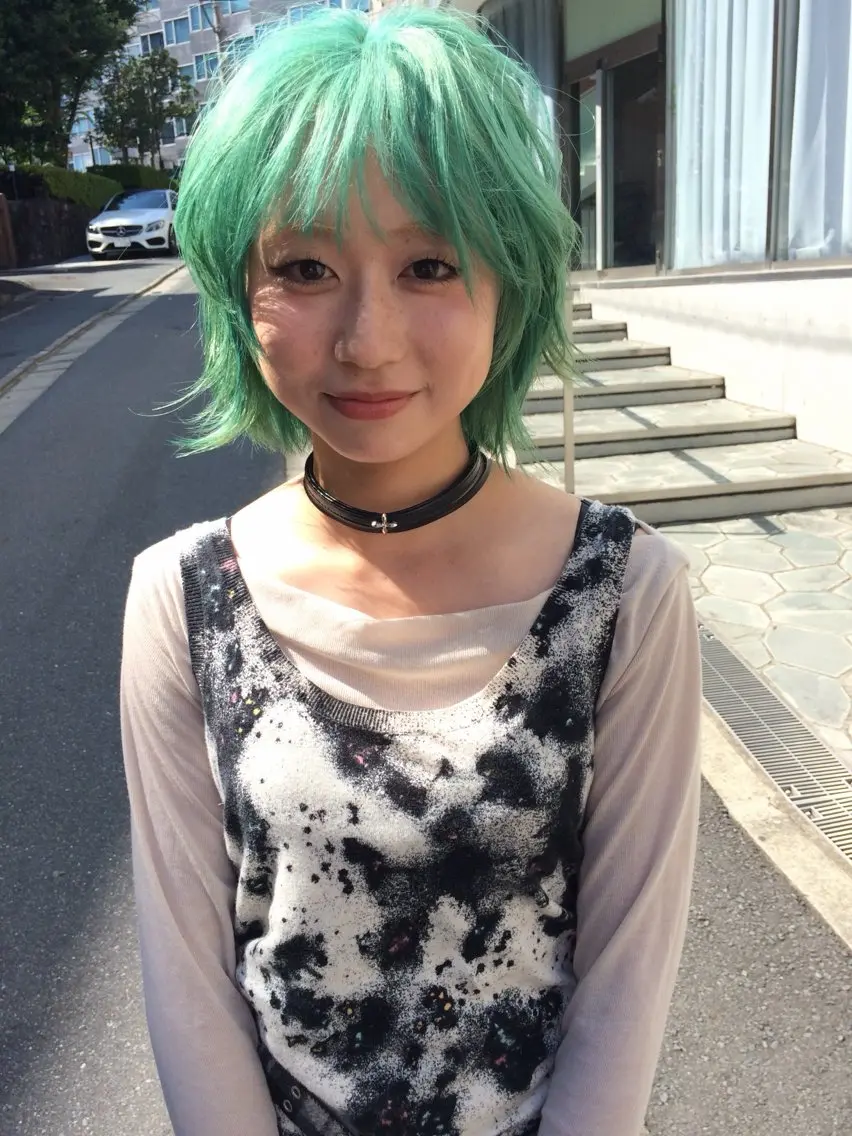 ショート カラー ブリーチ ボブ レイヤーカット ﾃﾞｻﾞｲﾝｶﾗｰ /ﾕｳﾀﾏﾝ👽のヘアスタイル