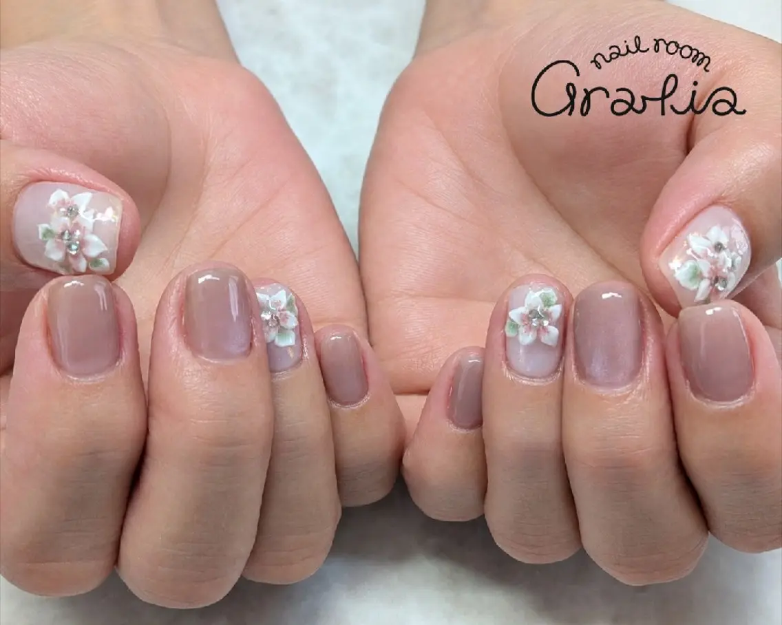 ネイル アートネイル ハンドネイル nail room gratia のネイルデザイン