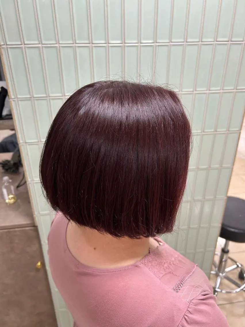 ショート カラー 秋山 果凜のヘアスタイル