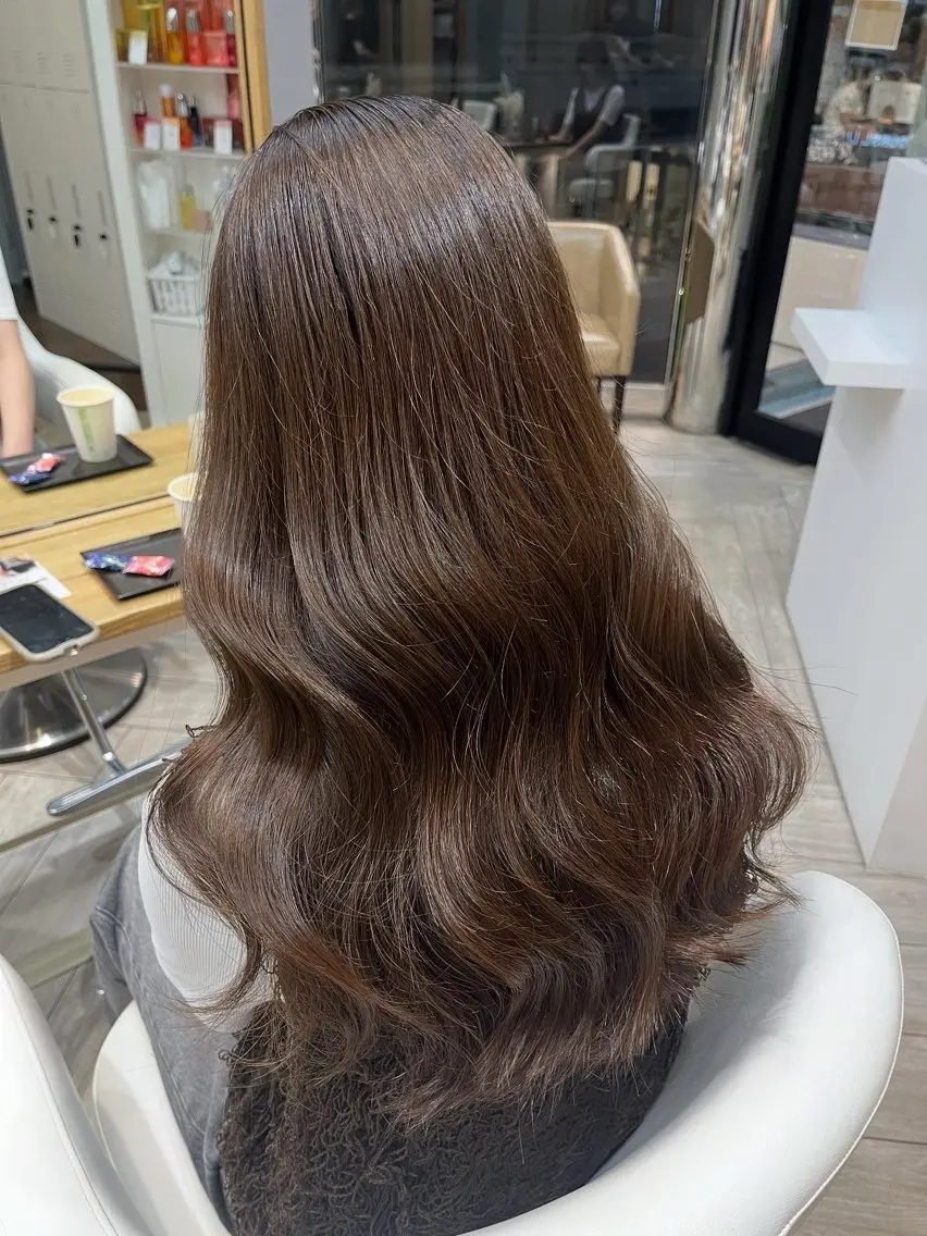 ロング カット ヘアカラー トリートメント AVANCE. chisatoのヘアスタイル