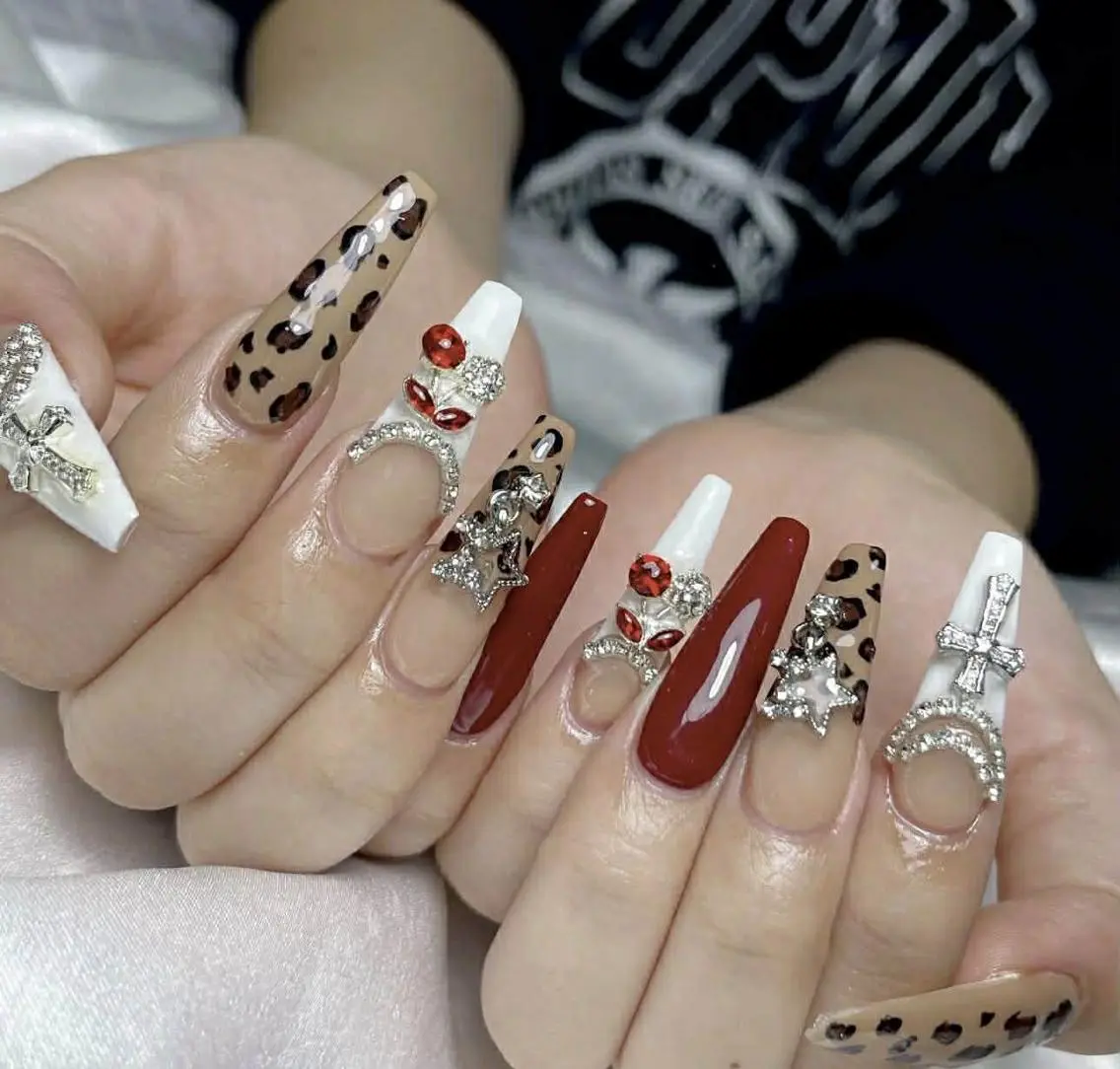 ロング 韓国風ヘア ハンドネイル Bling Salonのネイルデザイン