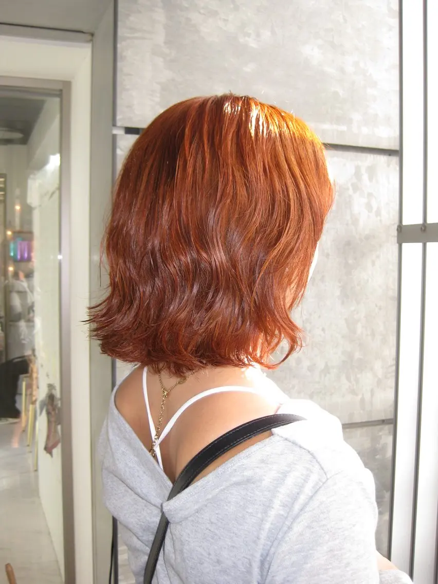 ミディアム カラー オレンジ ヘアカラー MONA kurea🐾のヘアスタイル