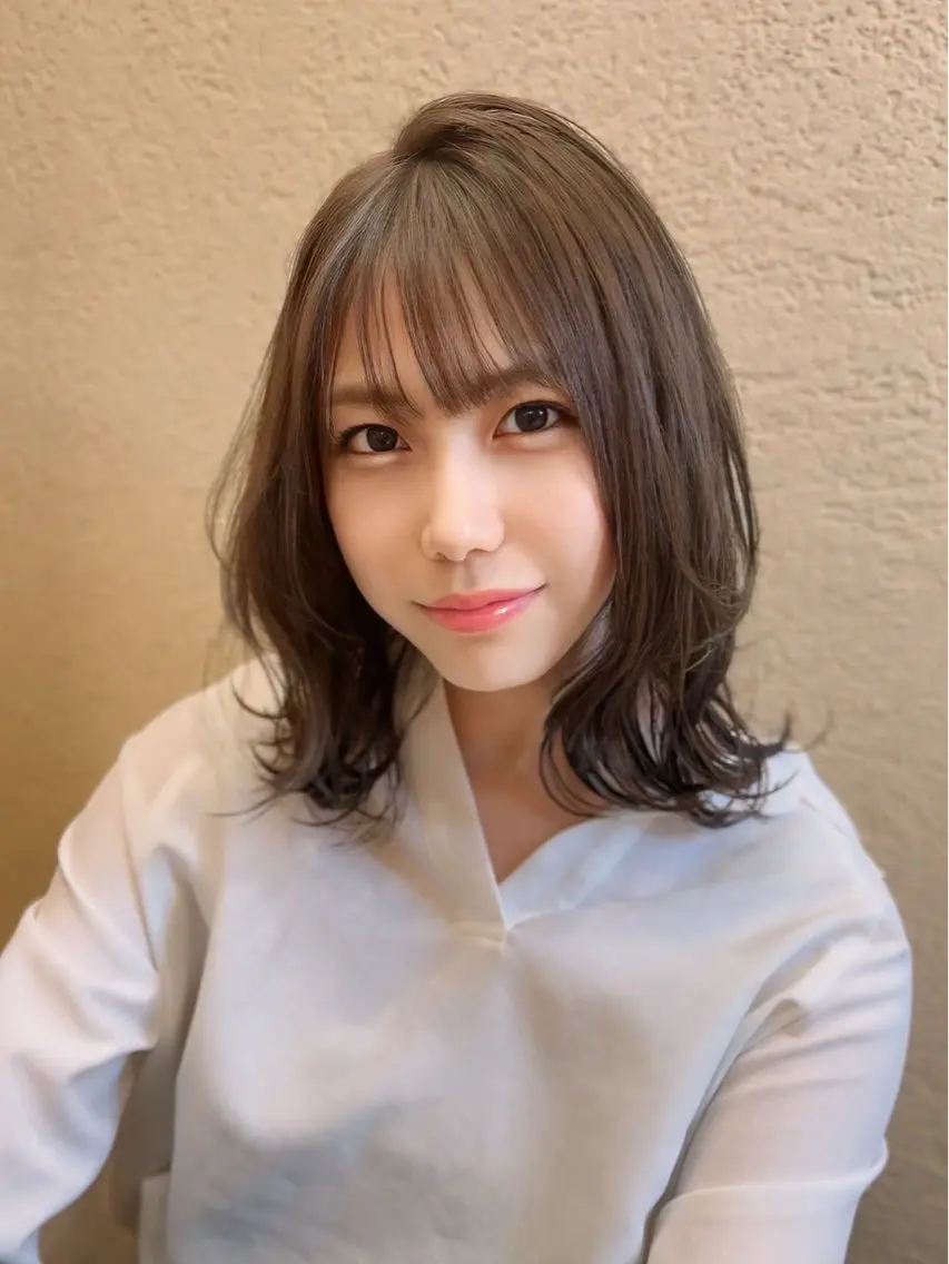 【前髪縮毛矯正+前髪カット+巻き髪orストレート仕上げ】の写真