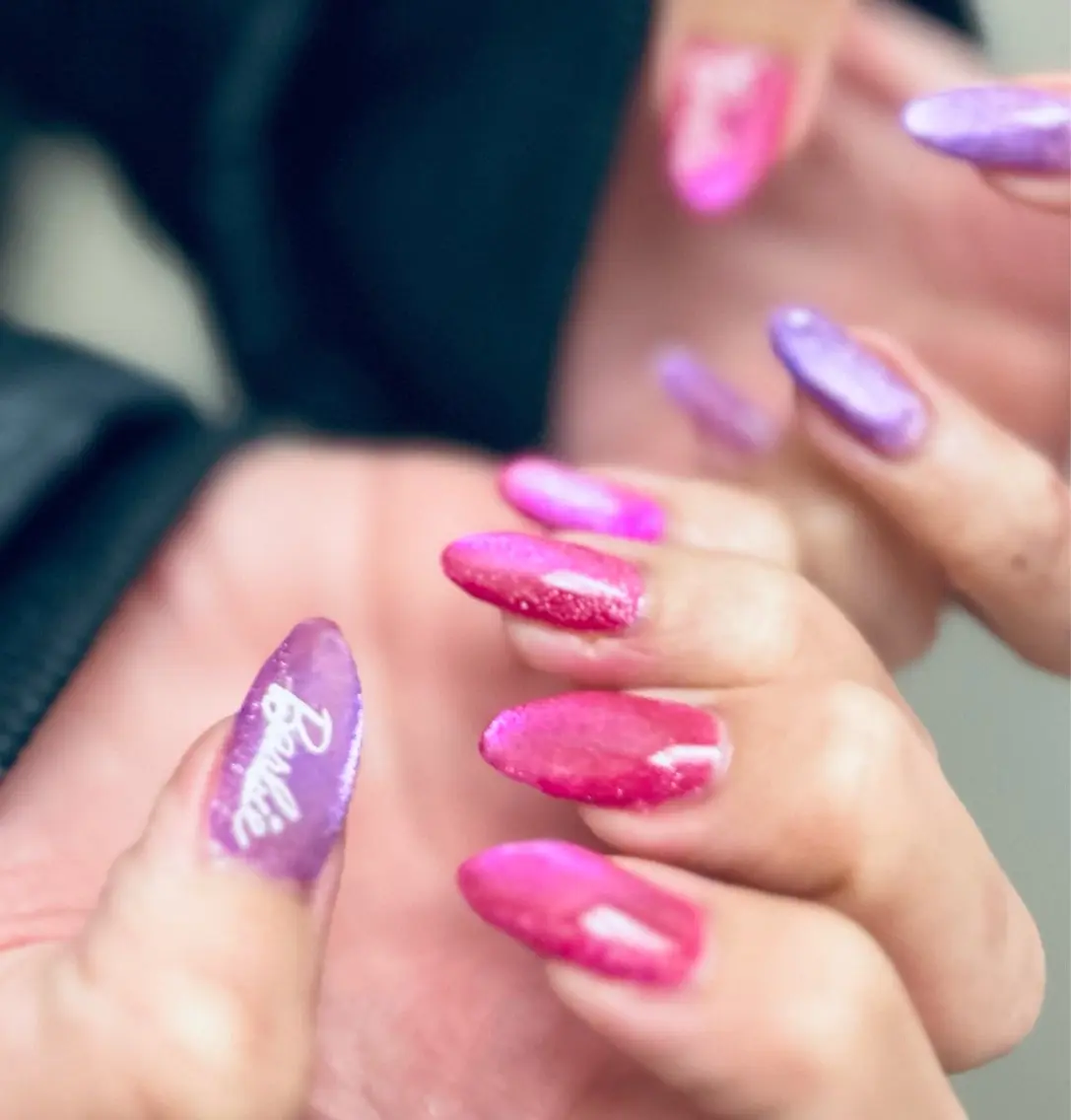 ネイル マグネットネイル Bell Nailのネイルデザイン