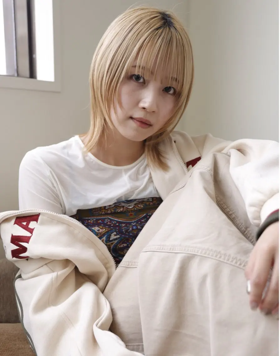 ショート 顔まわりレイヤー レイヤーカット Rendezvous 白築のヘアスタイル