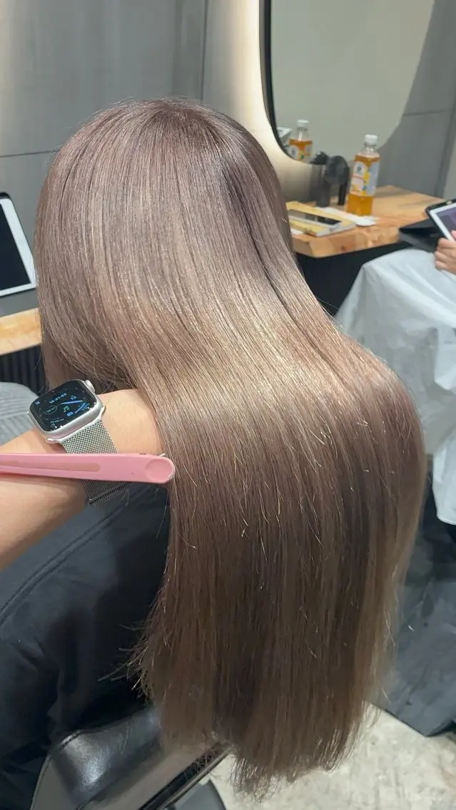 ロング カラー ブリーチ カット ヘアカラー トリートメント 銀座/柔らかベージュ 似合せカット/ハルトのヘアスタイル