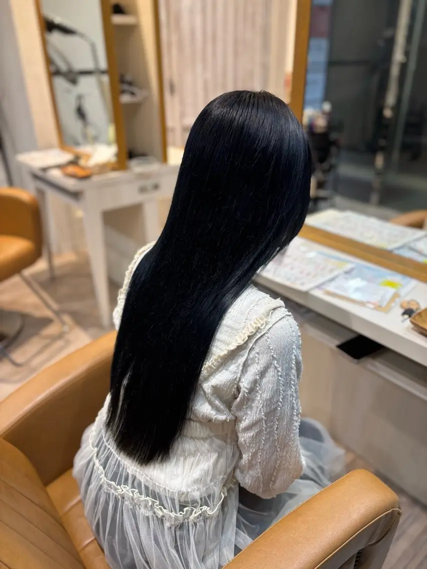 ロング カラー ヘアカラー トリートメント yui🥀/ボブ /ブリーチなしカラーのヘアスタイル