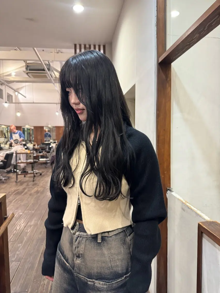 ロング カット ヘアカラー MOK大阪梅田店 Asahiのヘアスタイル
