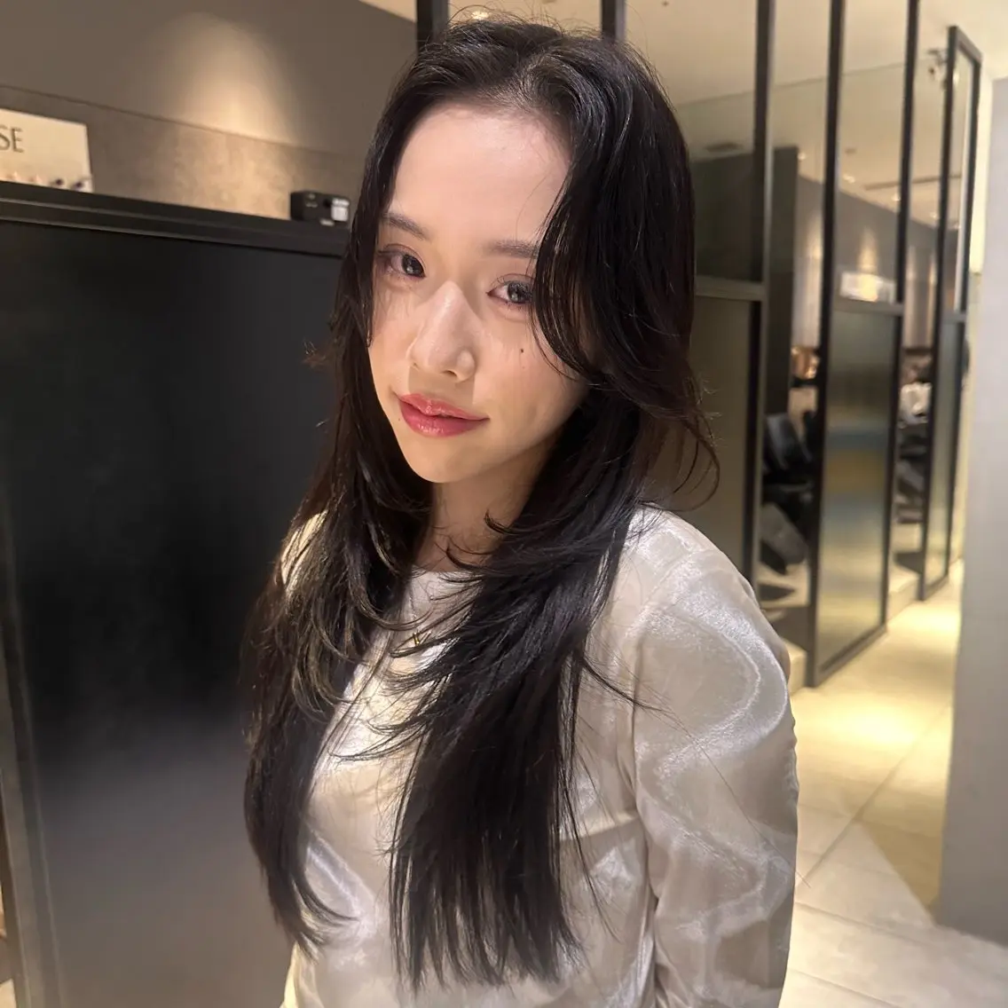 【撮影可能な方🩷】【U_25】🍀レイヤーカット×KERASTASEコーティングトリートメント🧴の写真