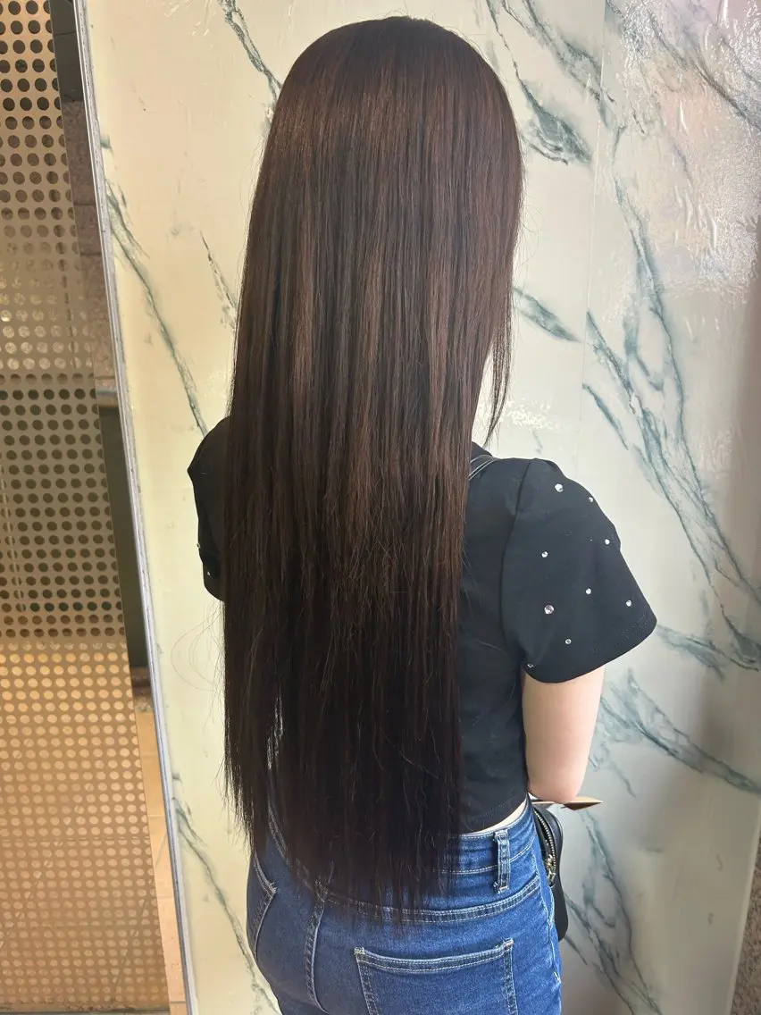 カラー ブラウンカラー 冨森 瑠海のヘアスタイル