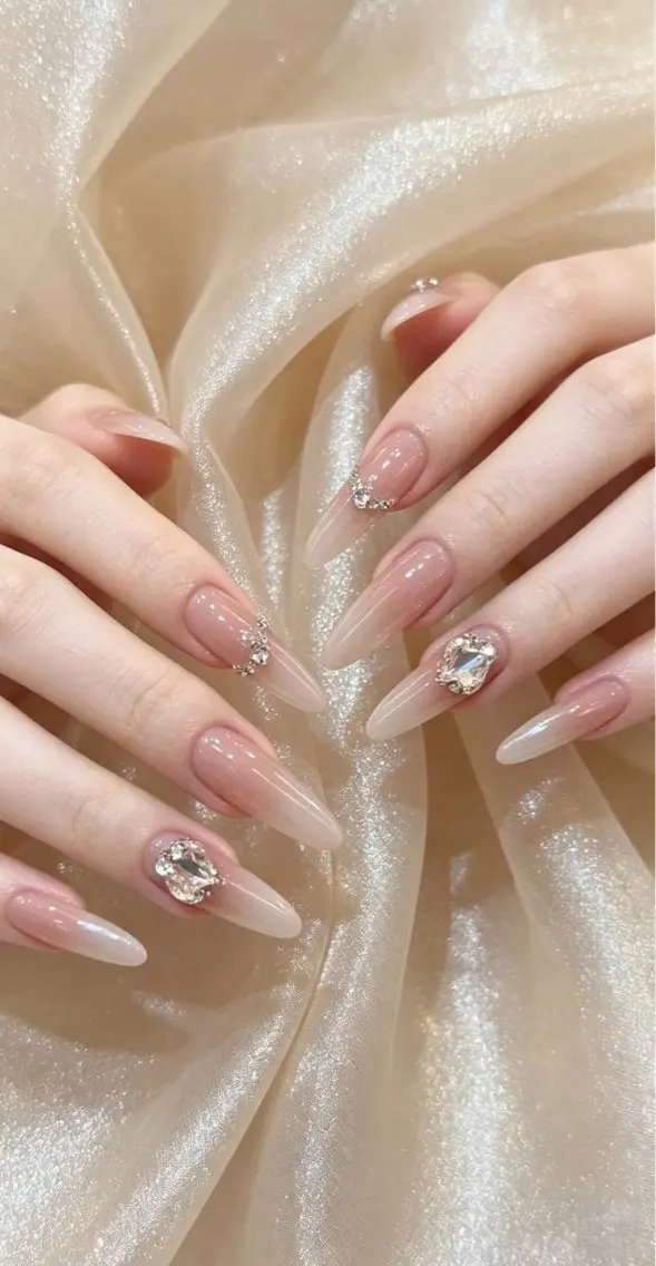ネイル Rnailsalon リンゴのネイルデザイン