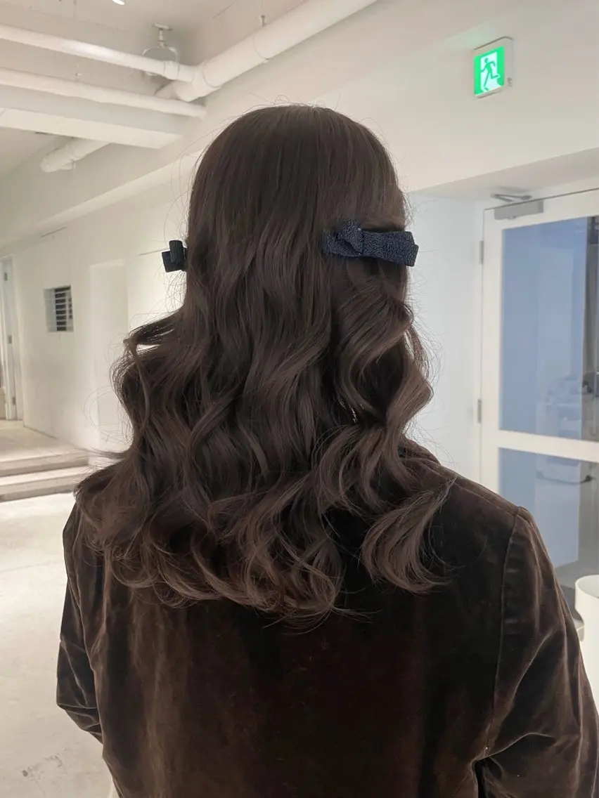 ロング ヘアセット haruko🎀⌇ レイヤーカットのヘアスタイル