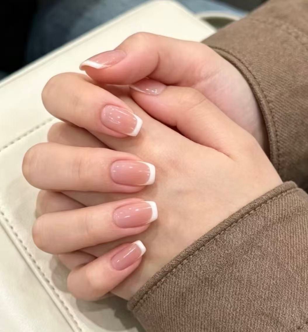 フレンチネイルの写真