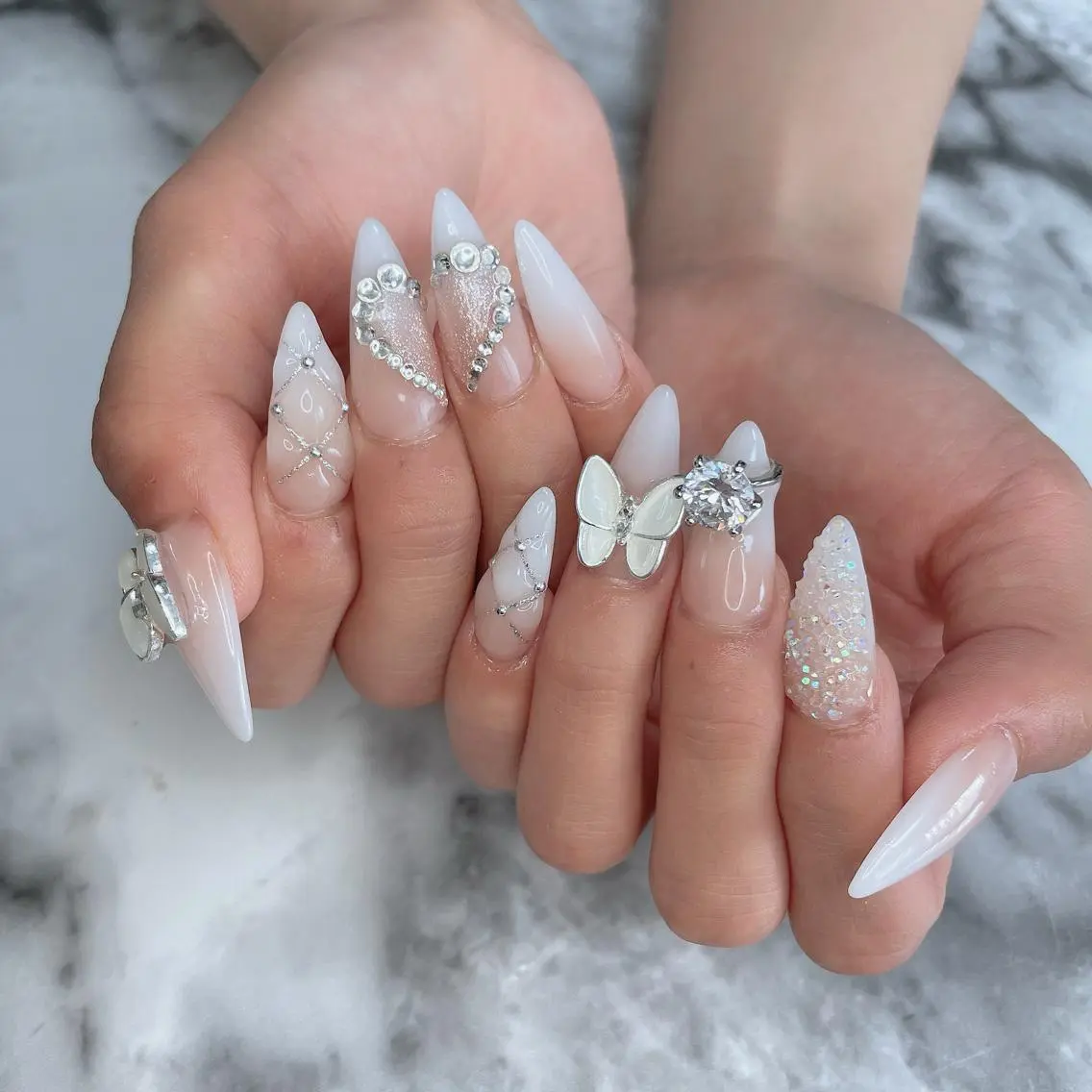 ネイル ハンドネイル Kayo 💅のネイルデザイン