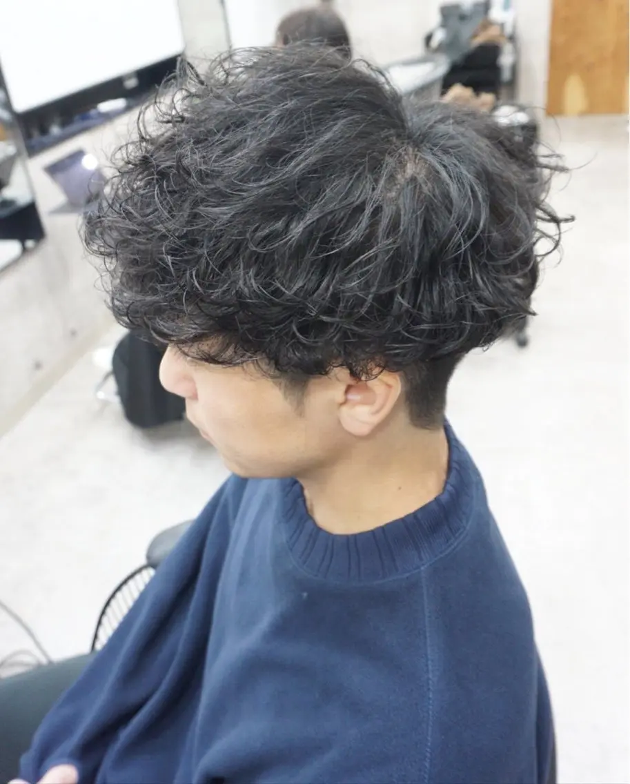 メンズ メンズパーマ 波巻きパーマ hair teria ryu 大塚のヘアスタイル