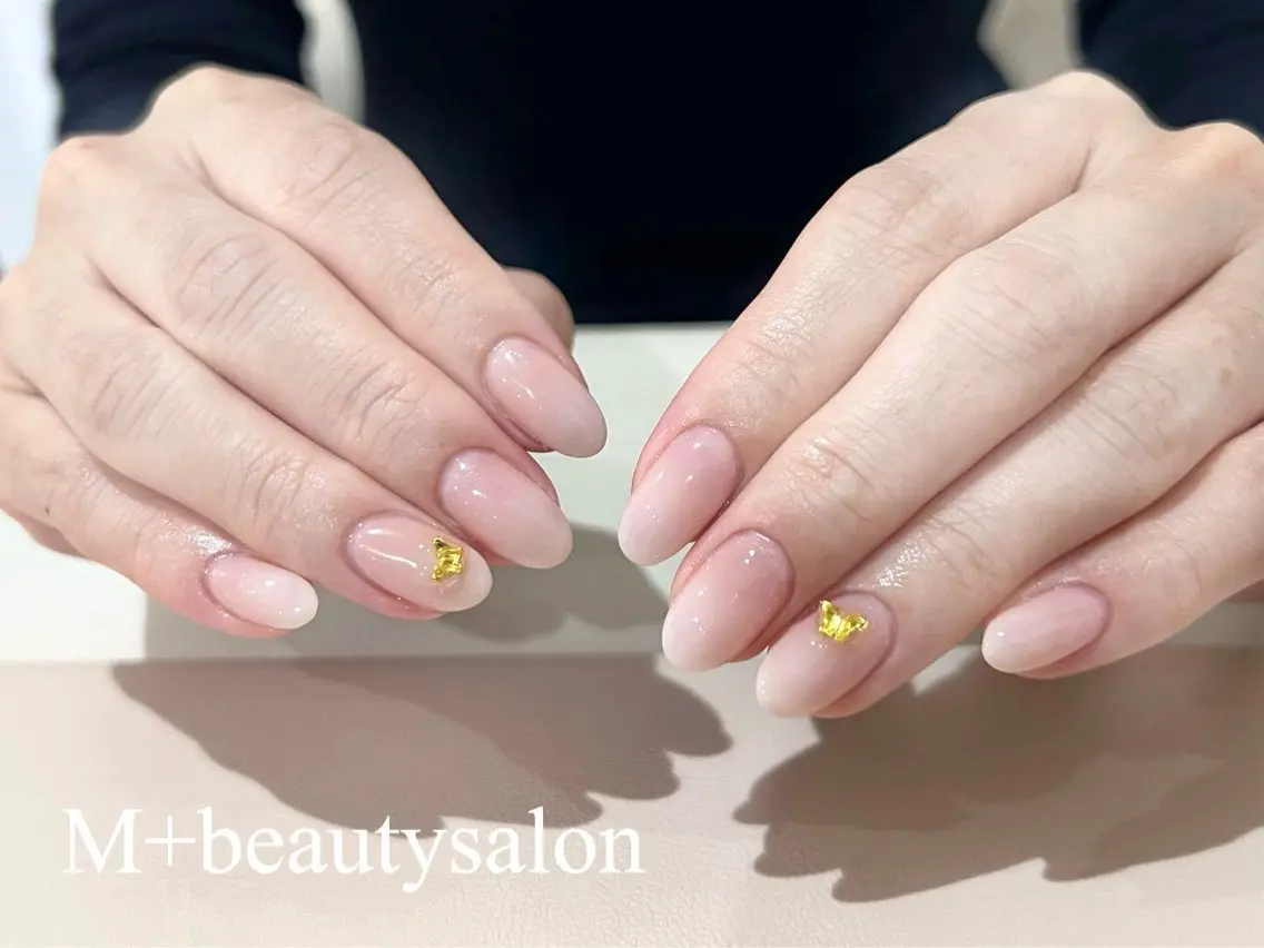 ネイル M+  Beauty Salonのネイルデザイン