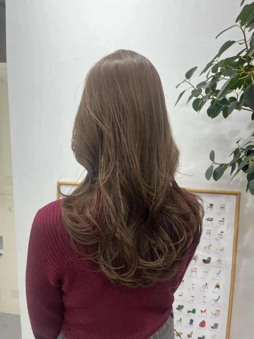 ロング 韓国風ヘア レイヤーカット カット ヘアカラー トリートメント 🟣niw SHUNNA🟣のヘアスタイル