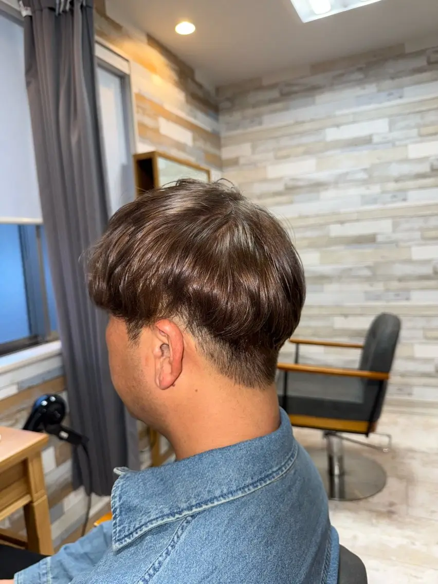 ショート カット ヘアカラー 鈴木 悠人のヘアスタイル