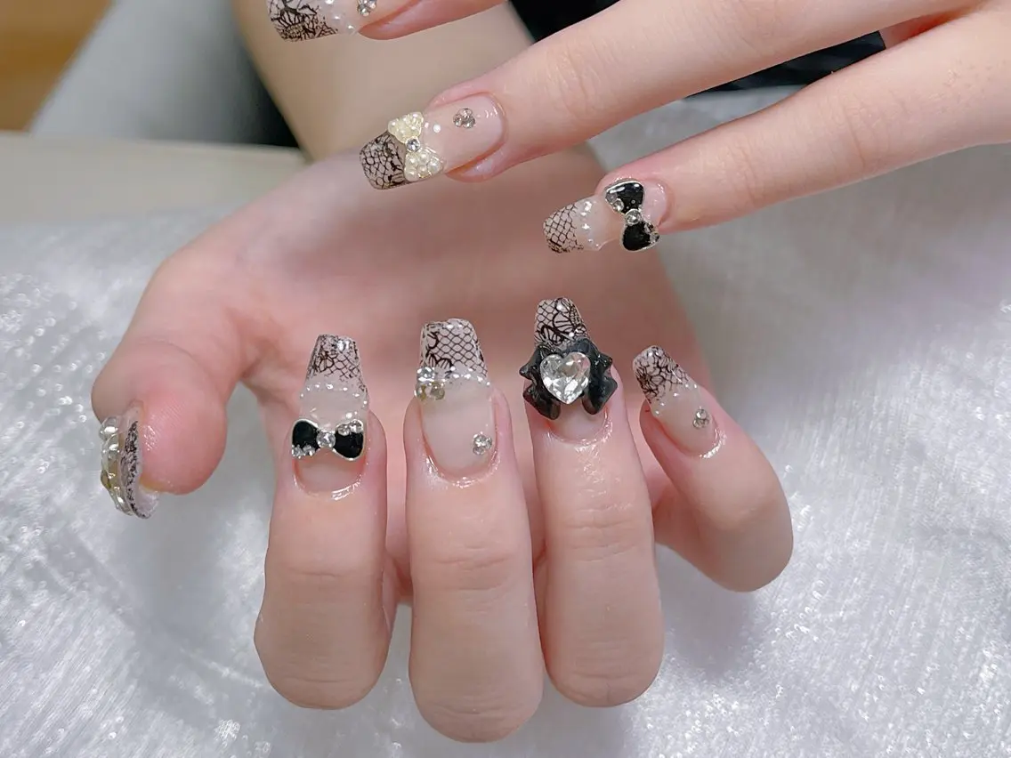ネイル ハンドネイル 🎀ネイルサロン エクラYUI🎀のネイルデザイン