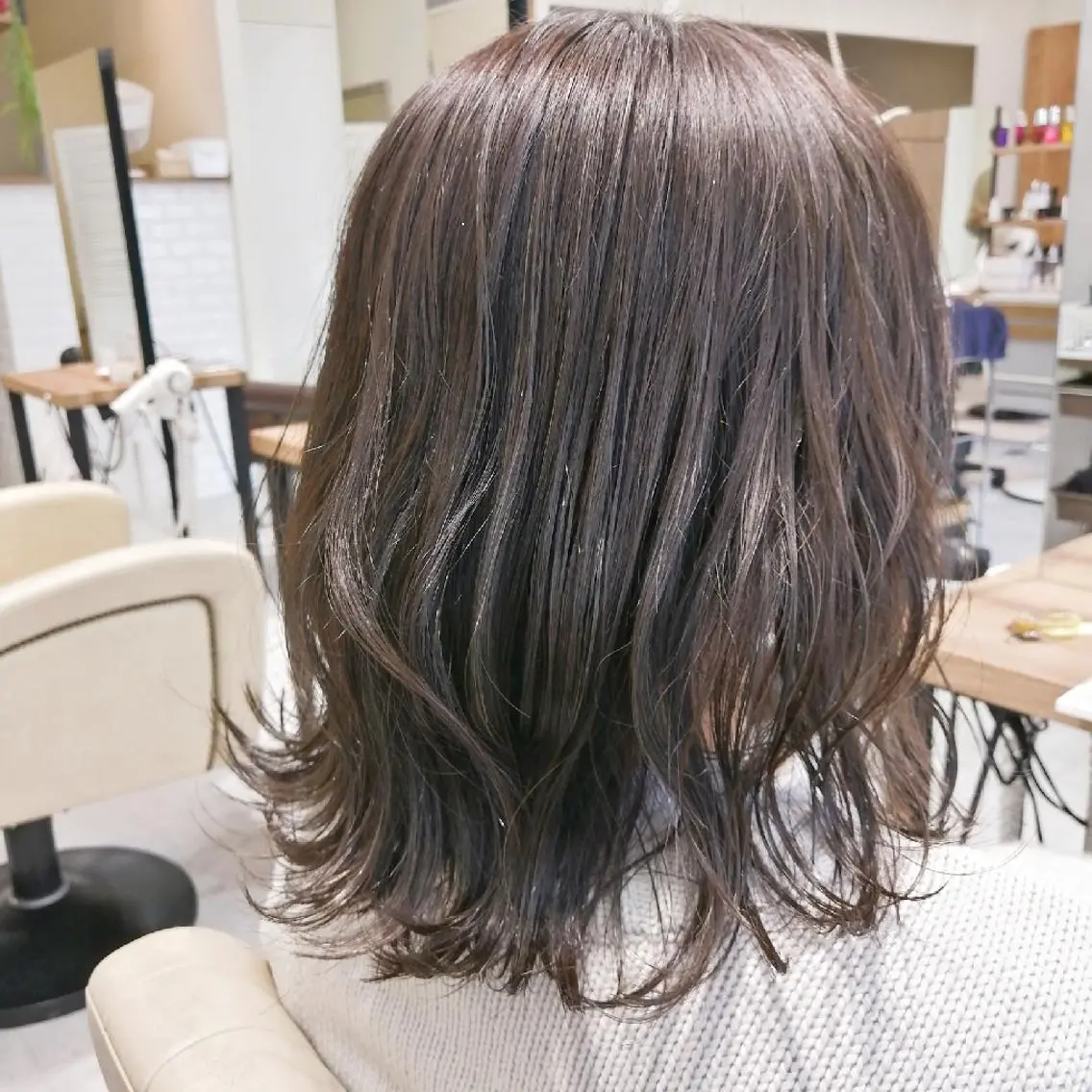 ミディアム カラー ベージュカラー ハイライトカラー ハイライト hase _のヘアスタイル