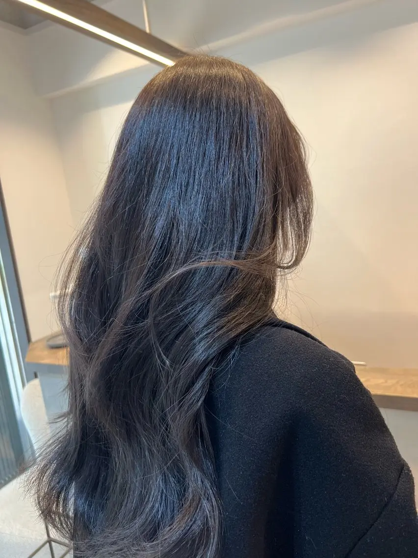 ロング 小山 ヨシタカのヘアスタイル