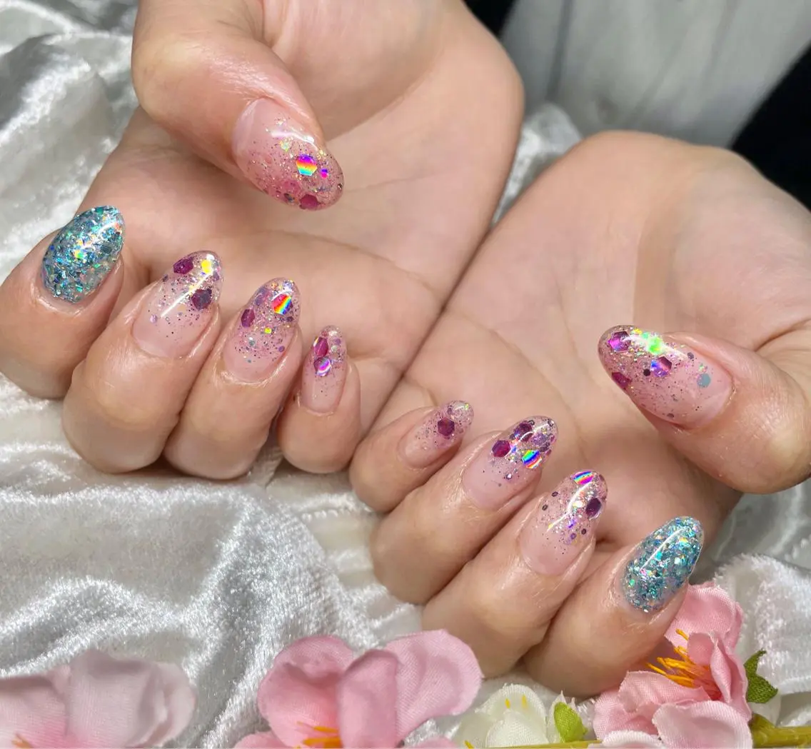 ネイル ラメ(グリッター) ハンドネイル 遠藤 唯菜のネイルデザイン