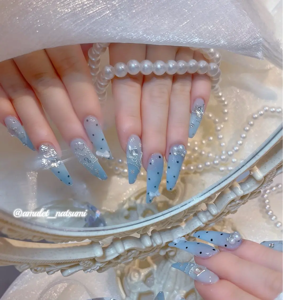 ネイル amuletnail natsumiのネイルデザイン
