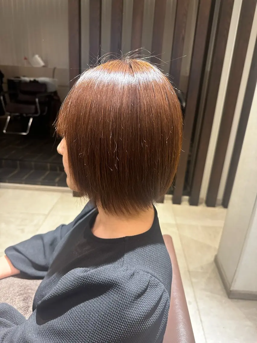 ミディアム 縮毛矯正 トリートメント 荒木 郁実のヘアスタイル