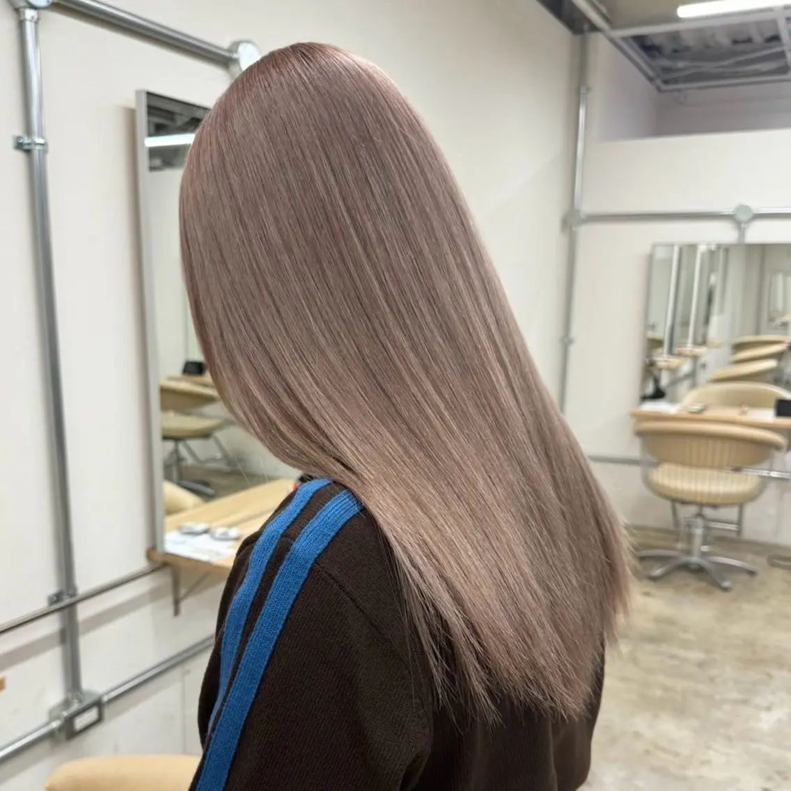 ロング カラー ブリーチ ヘアカラー fand / HINAのヘアスタイル