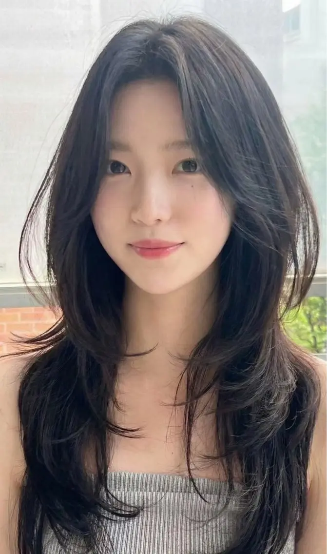 ロング カラー カット ヘアカラー トリートメント ヘアセット 韓国風レイヤーカラー ライムのヘアスタイル