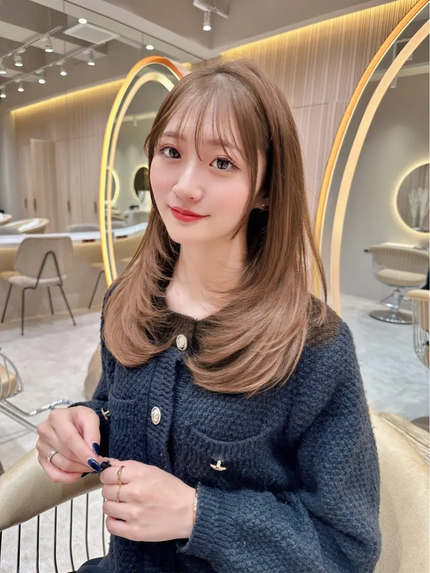 セミロング カラー カット ヘアカラー トリートメント 縮毛矯正✨🫧 レイヤー川村利幸のヘアスタイル