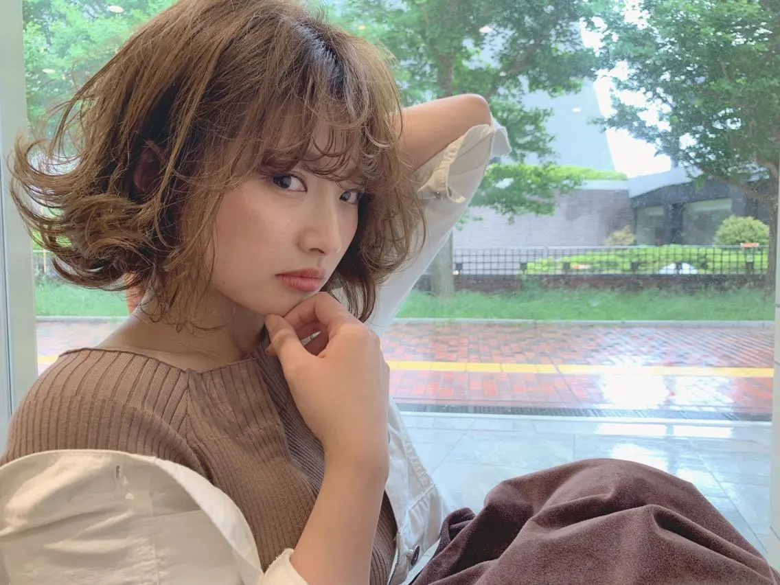 ショート カラー アッシュ ベージュカラー グレージュ ELEN 向ヶ丘遊園のヘアスタイル