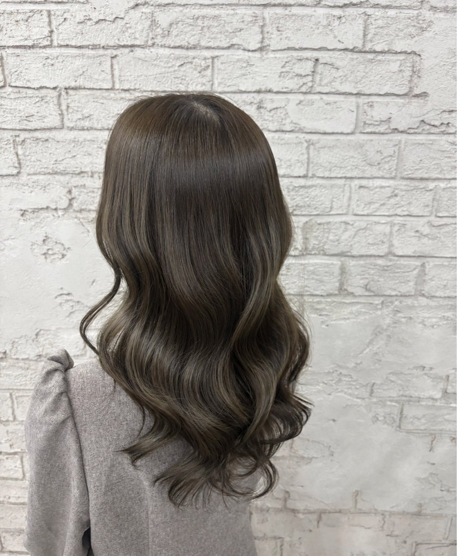 ロング カラー カット ヘアカラー トリートメント 艶カラー/縮毛矯正 🩶Kai🐏のヘアスタイル