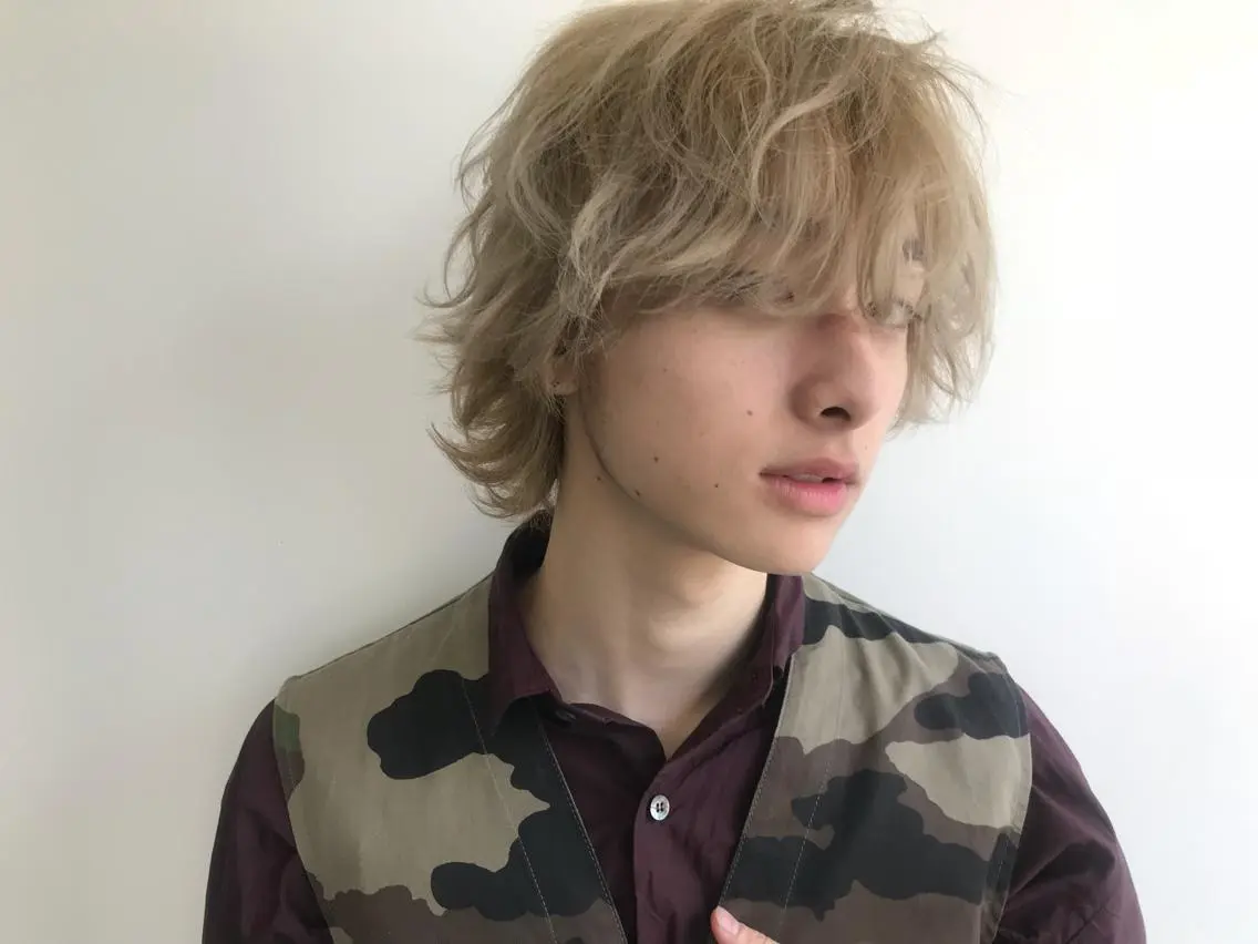 カラー カット トリートメント 💓パーマ，💗 レイヤーカットのヘアスタイル