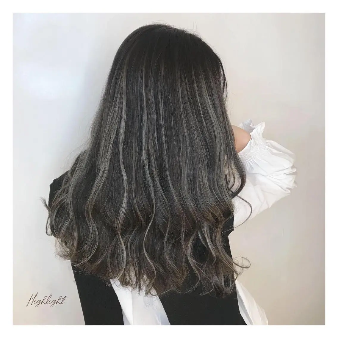 ロング カラー YUI𓍯ｴｸｽﾃ /ﾆｭｱﾝｽｶﾗｰのヘアスタイル