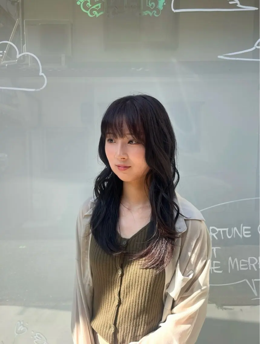 セミロング カラー パーマ ヘアアレンジ メンズ ブラウンカラー ヘアカラー momo / カラー、カットモデルのヘアスタイル