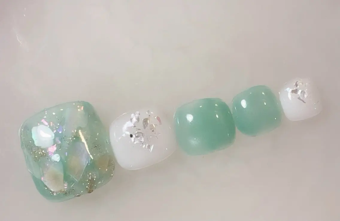 ネイル フットネイル koto nailsのネイルデザイン