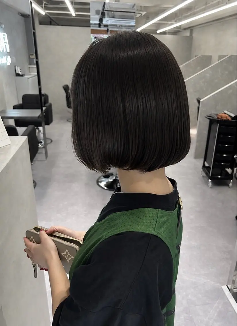 ショート カラー ヘアカラー 西村 理伽のヘアスタイル