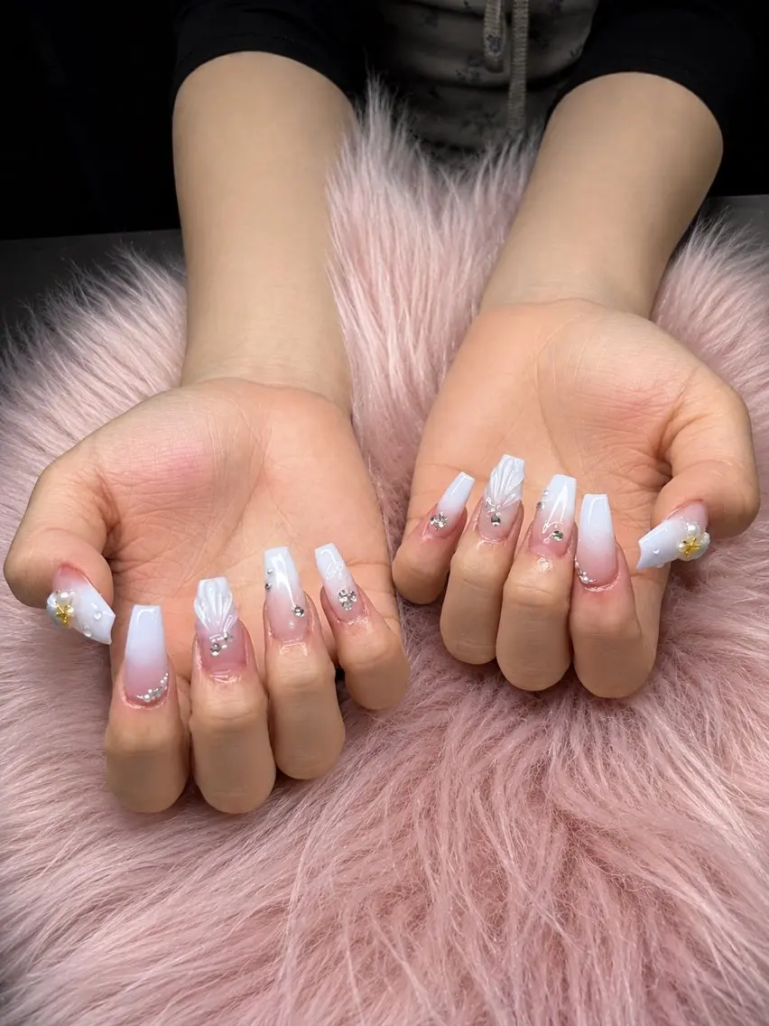 ネイル HAPPI NAIL . LEEのネイルデザイン