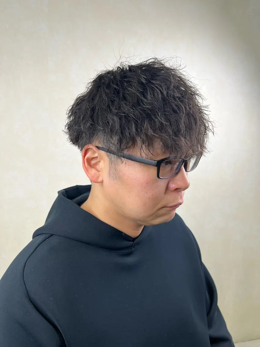 ショート パーマ メンズ メンズパーマ カット パーマ メンズ特化✨パーマス タイル大得意安田海斗のヘアスタイル