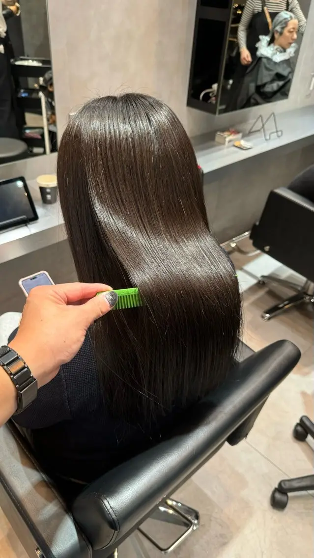 ロング トリートメント 坂谷 BUCKS/縮毛矯正のヘアスタイル
