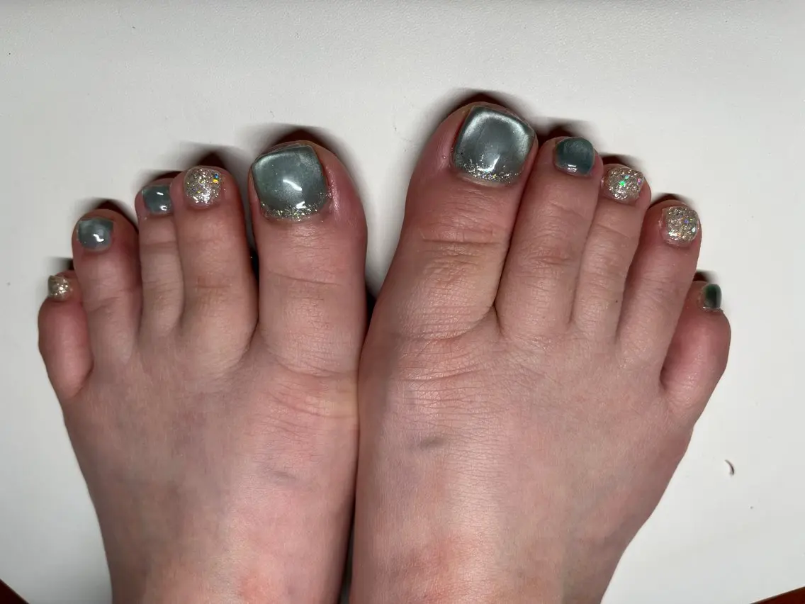 ネイル NAIL E + ROOMのネイルデザイン