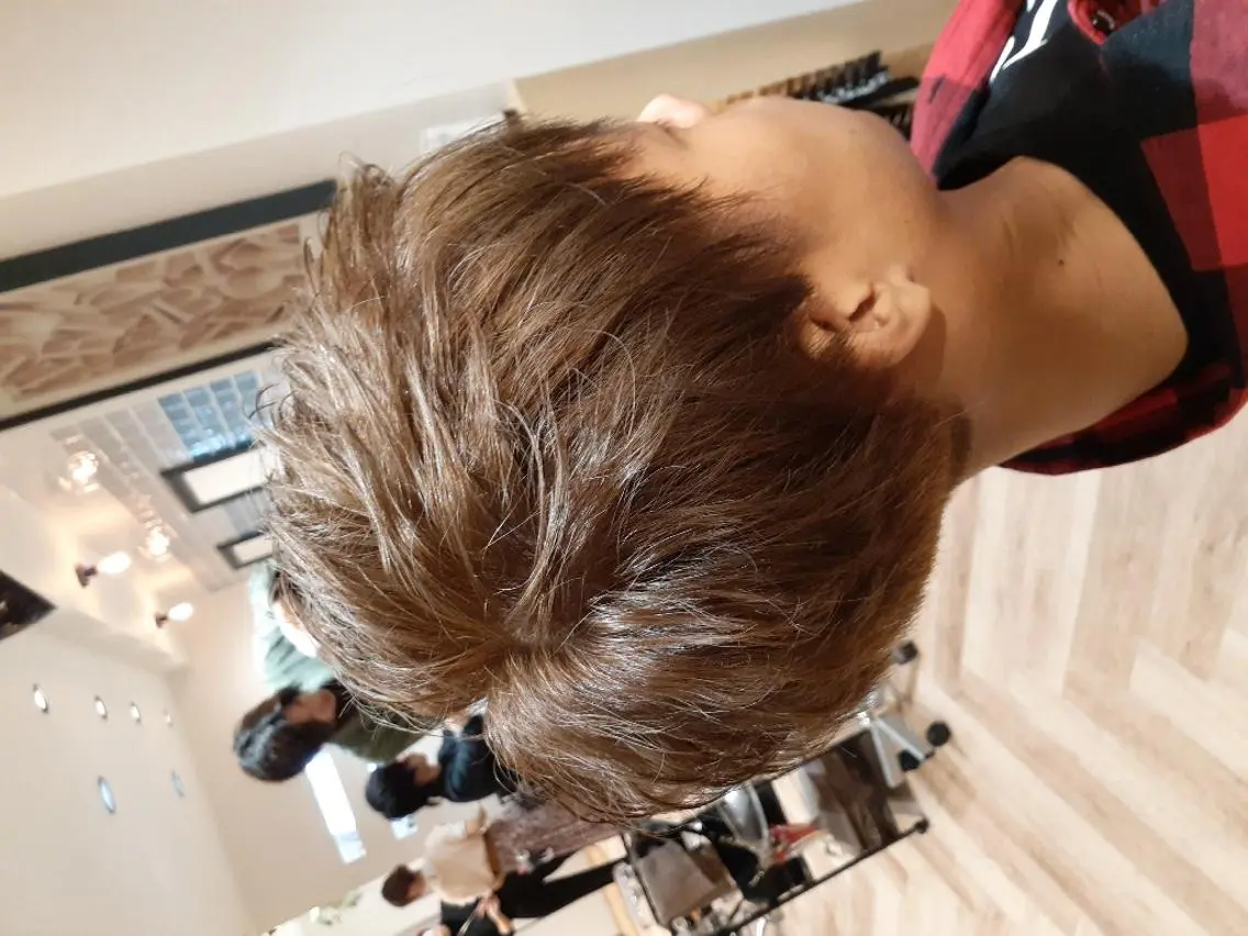 メンズ カラー 西村 力一のヘアスタイル