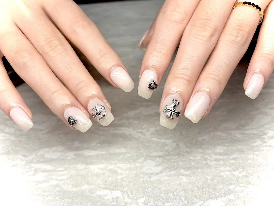 ネイル アートネイル 入学式 卒業式 韓国ネイル ラメ(グリッター) JULIE NAILのネイルデザイン