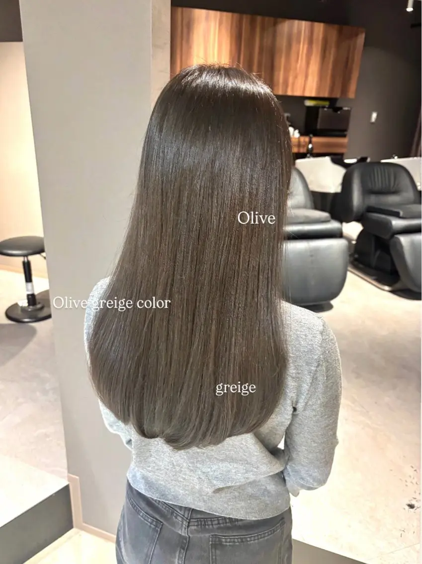 ロング カラー 透明感カラー・レイヤ ー🎀amika🎀のヘアスタイル