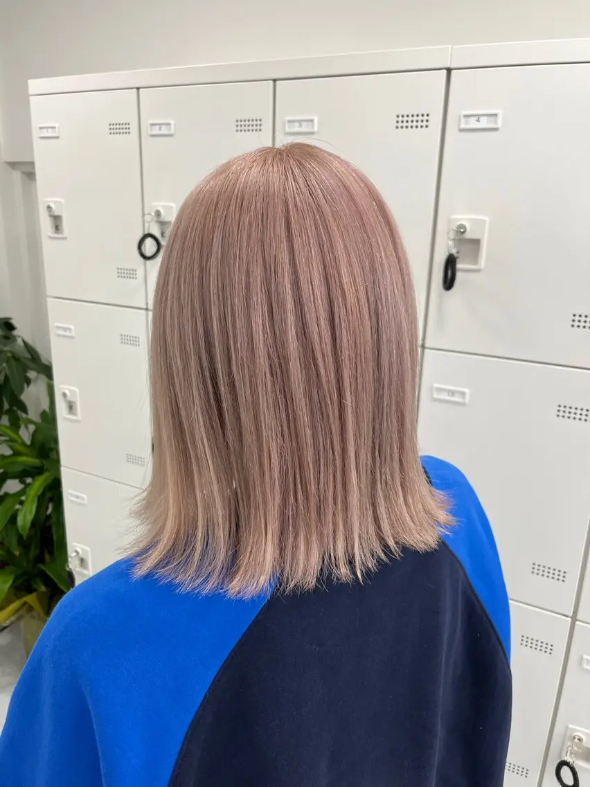 ショート カラー ヘアカラー トリートメント ヘッドスパ ヘアセット レイヤーダブルカラー KYONのヘアスタイル