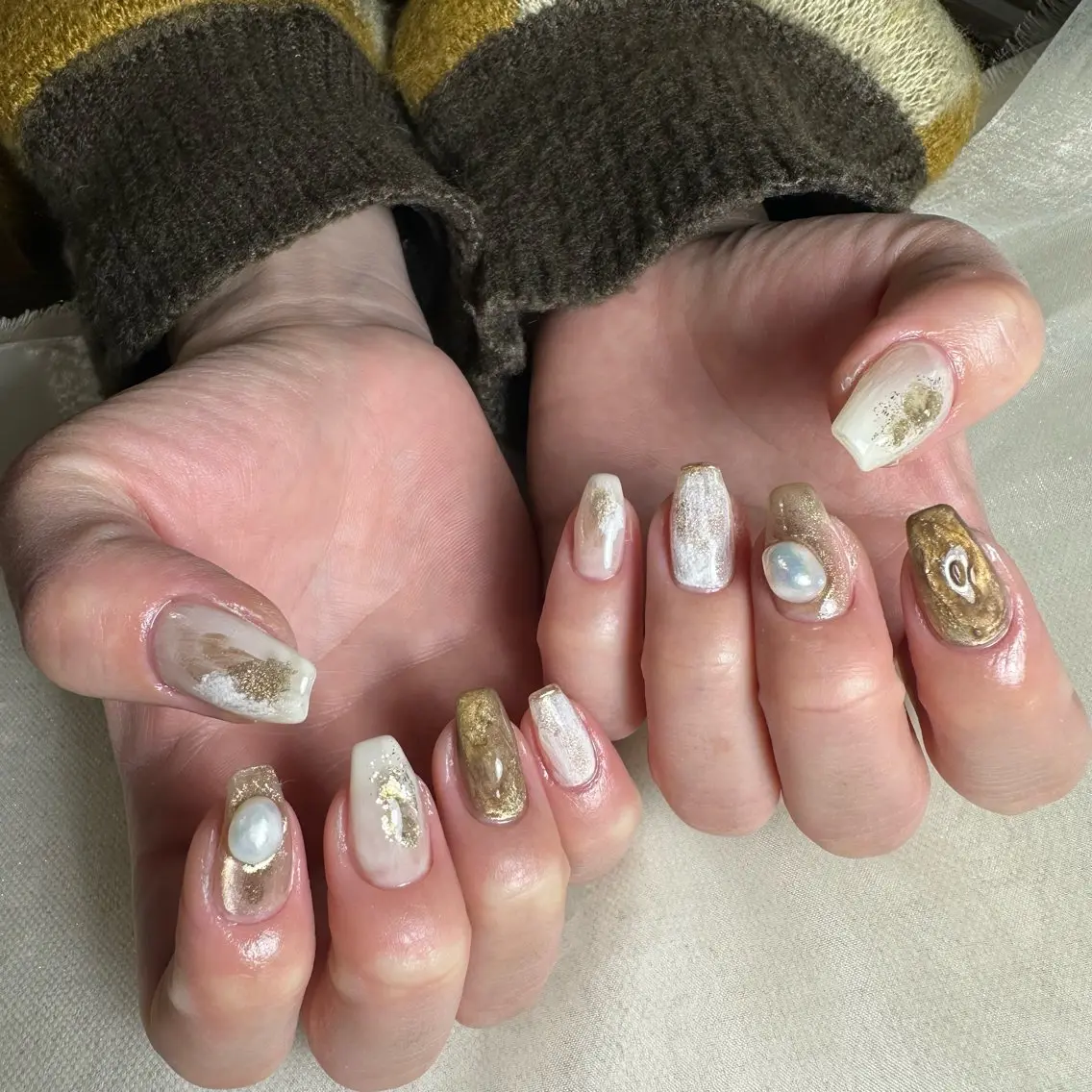 ネイル ハンドネイル 里見 麗のネイルデザイン